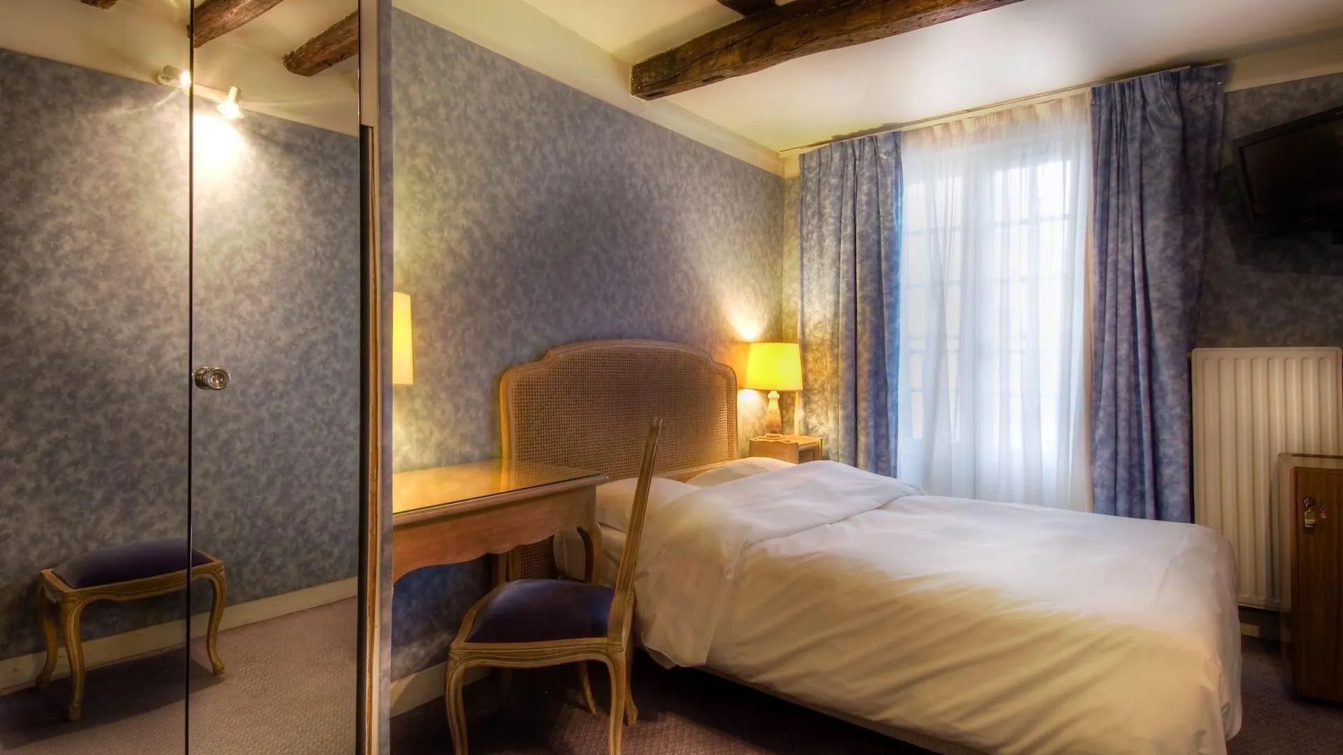 Hotel Baudelaire Opera Paris